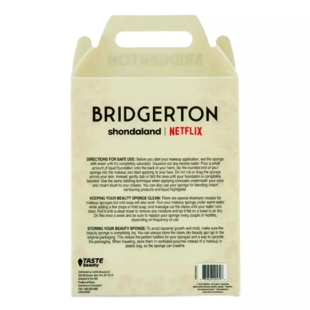 2 Bridgerton Heart-Shaped Makeup Sponges Set